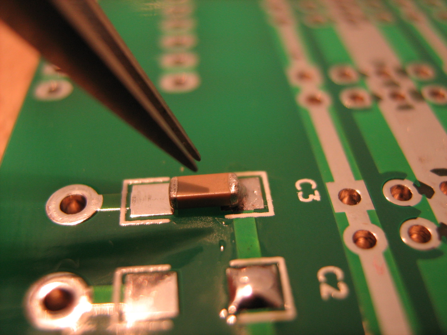 How to Hand Solder SMD Electronic things… and stuff